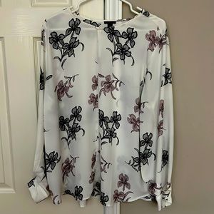 Ann Taylor floral long sleeve blouse